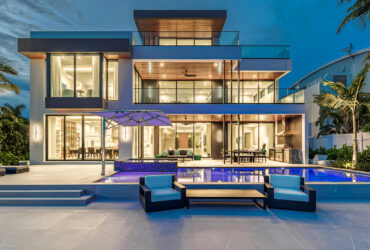 Rio Vista Isle Modern